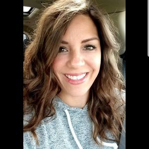 Meet your Posher, Whitney